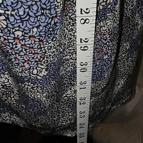 Abercrombie & Fitch multi colored midi floral dress with long sleeves - Picture 11 of 13